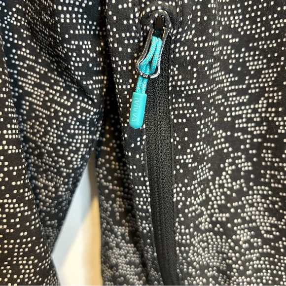 Lululemon Ivivva Wherever You Go Reversible Bomber Jacket Black - Picture 4 of 10